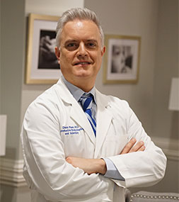 Dr. Derek Haas